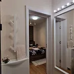 Cozy With Balcony, 5 Min Away From The Beach- Part Of The Family 'vicki Apart Διαμέρισμα Βάρνα