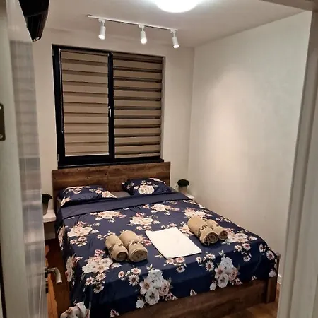 Apartamento Cozy With Balcony, 5 Min Away From The Beach- Part Of The Family 'vicki Apart